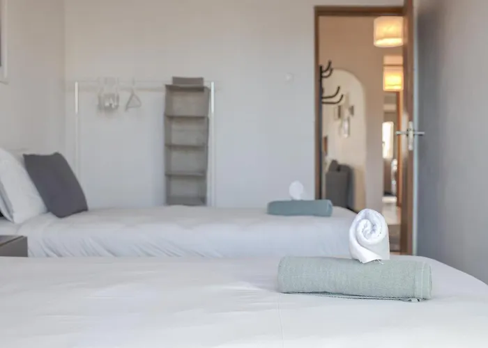 Ajuda Typical By Homing Apartament