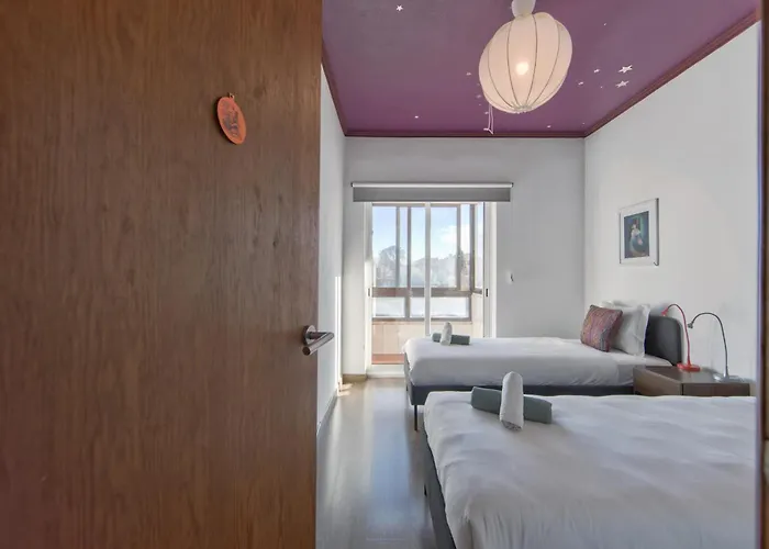 Ajuda Typical By Homing * Lissabon