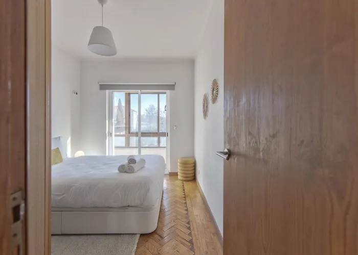 Apartament Ajuda Typical By Homing *