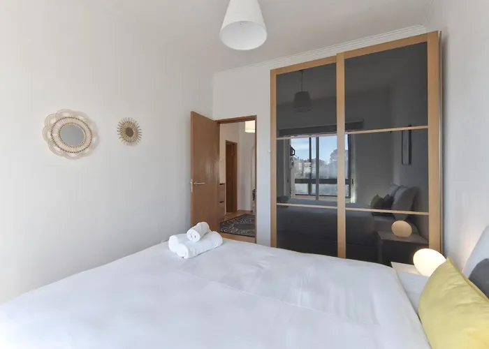 Ajuda Typical By Homing * Lissabon