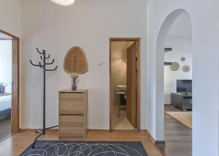 Apartamento Ajuda Typical By Homing *