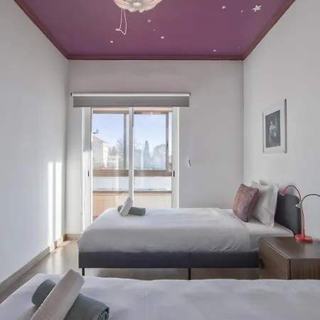 Ajuda Typical By Homing * Lisboa