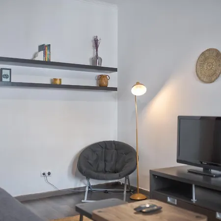 Ajuda Typical By Homing * Lisboa